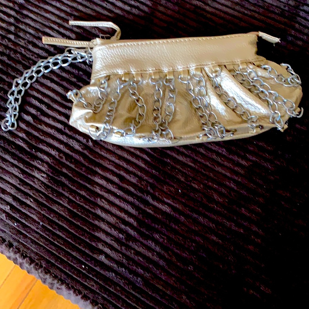 Wristlet bag with silver chains